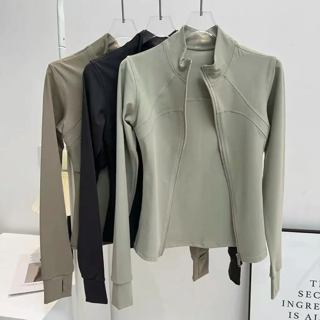 AuraSculpt Full-Zip Yoga Jacket – High-Performance Defining Activewear